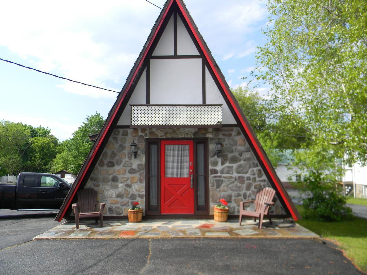 The Stone House Motel & Motor Lodge Ticonderoga Exterior foto